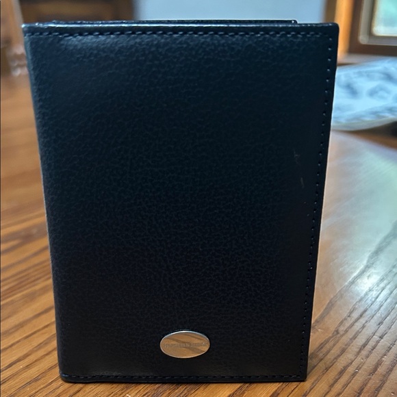 Burberry Black Leather Bifold Card Case - Picture 1 of 8